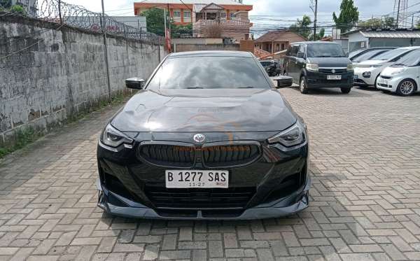 BMW 220I AT