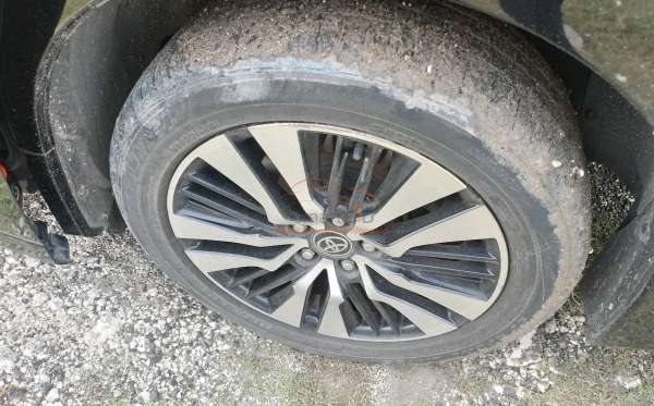 TOYOTA ALPHARD 2.5 G