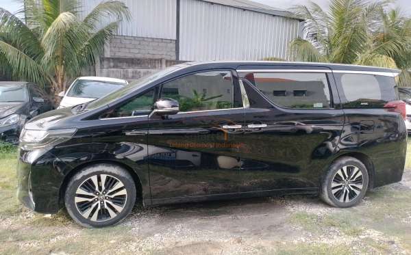 TOYOTA ALPHARD 2.5 G