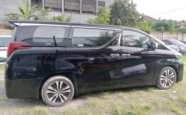 TOYOTA ALPHARD 2.5 G