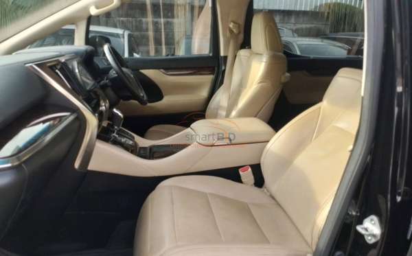 TOYOTA ALPHARD 2.5 G