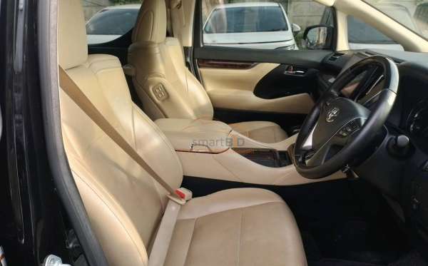 TOYOTA ALPHARD 2.5 G