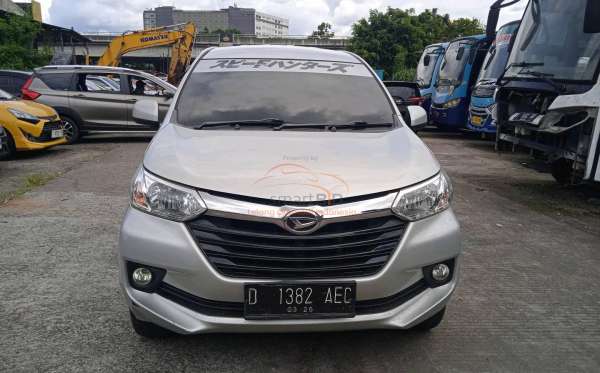 DAIHATSU XENIA X