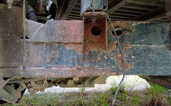 MITSUBISHI L300 PU FB-R (4X2)