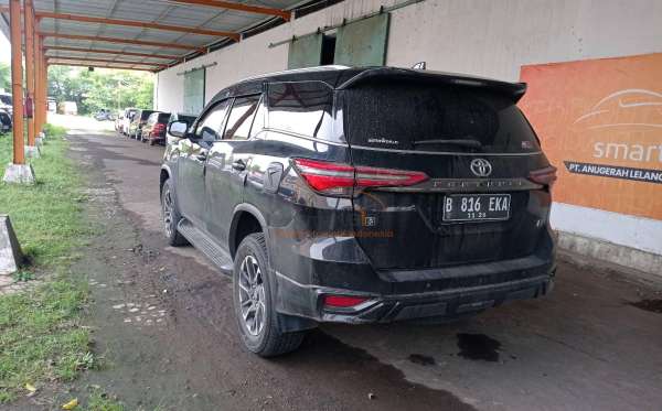 TOYOTA FORTUNER VRZ