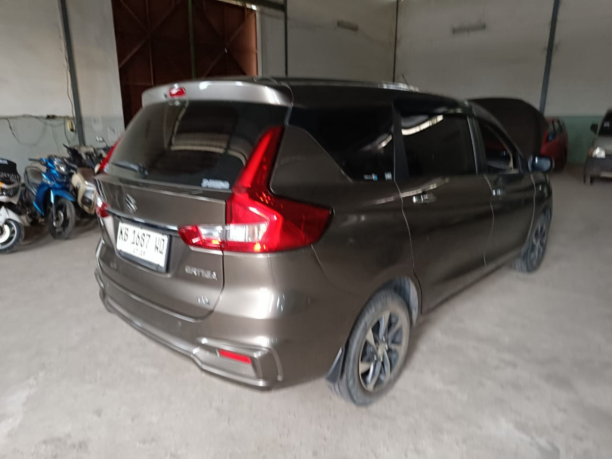 SUZUKI ERTIGA