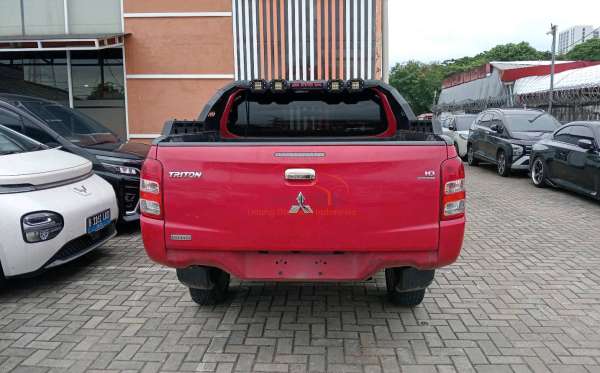 MITSUBISHI DC EXCEED (4X4)
