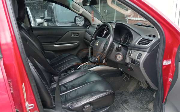 MITSUBISHI DC EXCEED (4X4)