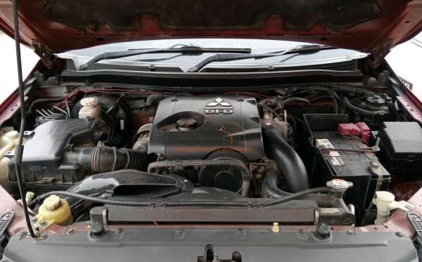 MITSUBISHI DC EXCEED (4X4)