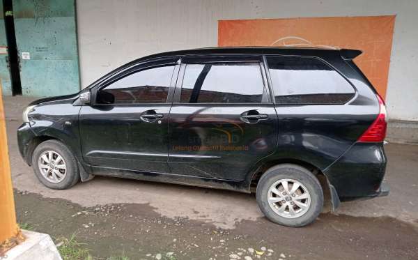 TOYOTA  AVANZA  1.3 G