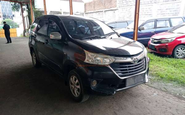TOYOTA  AVANZA  1.3 G