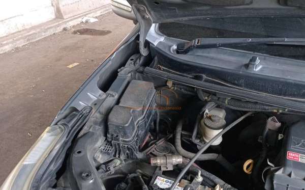 TOYOTA  AVANZA  1.3 G