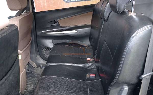 TOYOTA  AVANZA  1.3 G