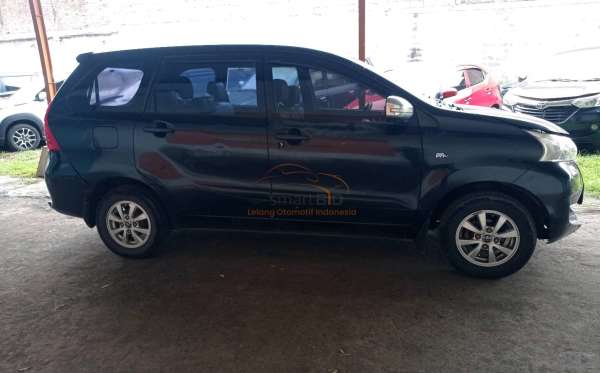 TOYOTA  AVANZA  1.3 G