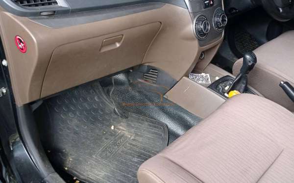 TOYOTA  AVANZA  1.3 G