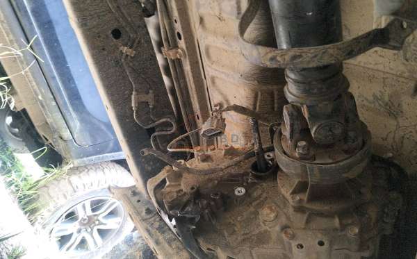 TOYOTA  HILUX  DOUBLE CABIN