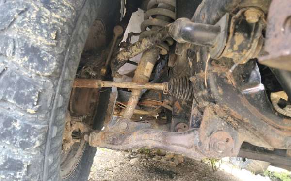 TOYOTA  HILUX  DOUBLE CABIN