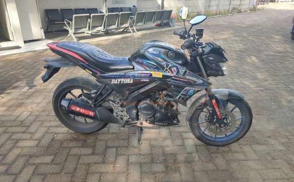YAMAHA VIXION