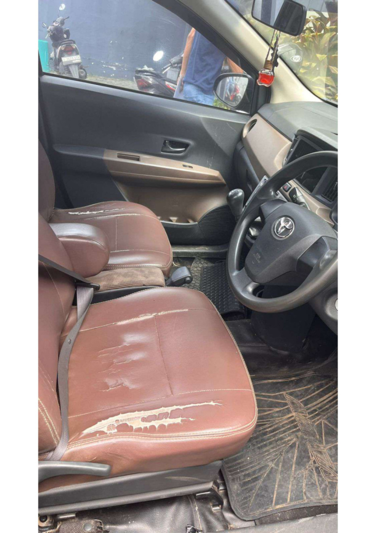 TOYOTA  CALYA  1.2 E M/T