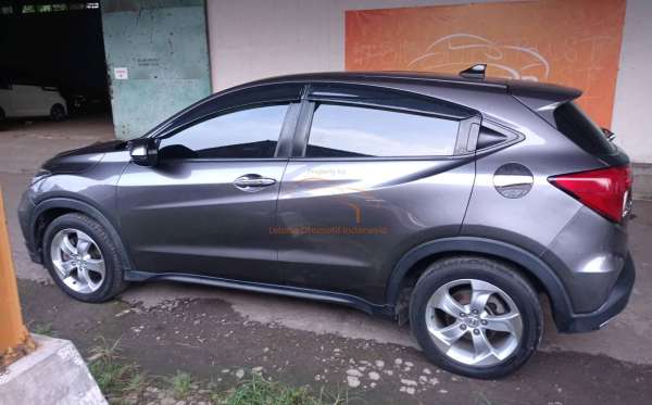 HONDA HRV RU1 1.5 E