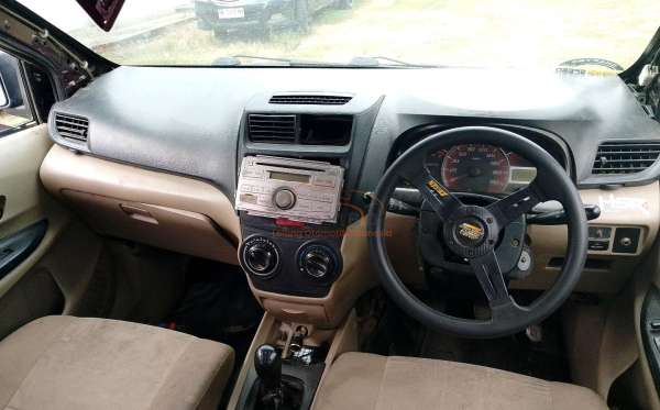 TOYOTA AVANZA 1.3 G