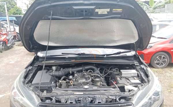 TOYOTA INNOVA VENTURER