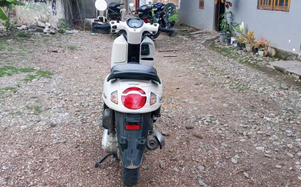 HONDA SCOOPY PRESTIGE