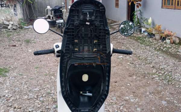 HONDA SCOOPY PRESTIGE