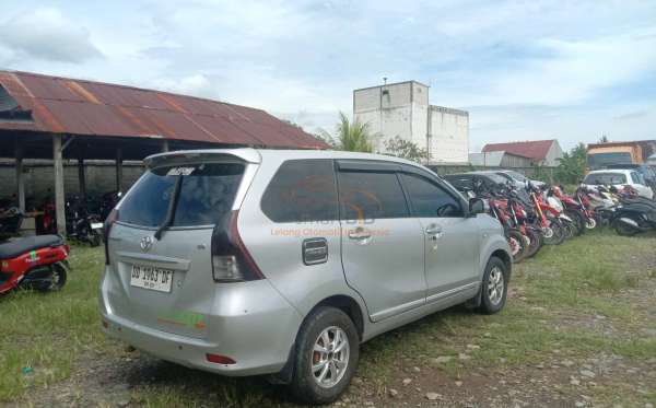 TOYOTA AVANZA 1.3 G