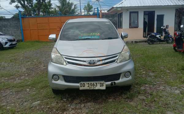 TOYOTA AVANZA 1.3 G