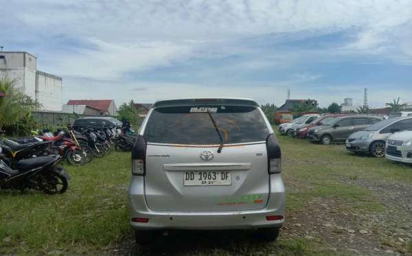 TOYOTA AVANZA 1.3 G