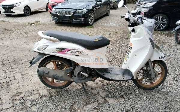 YAMAHA MIO FINO