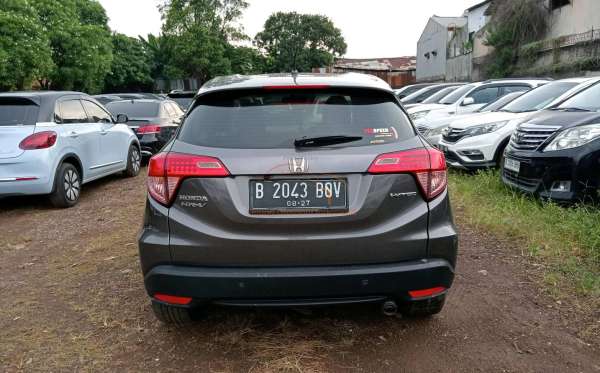 HONDA HRV RU1 1.5 S