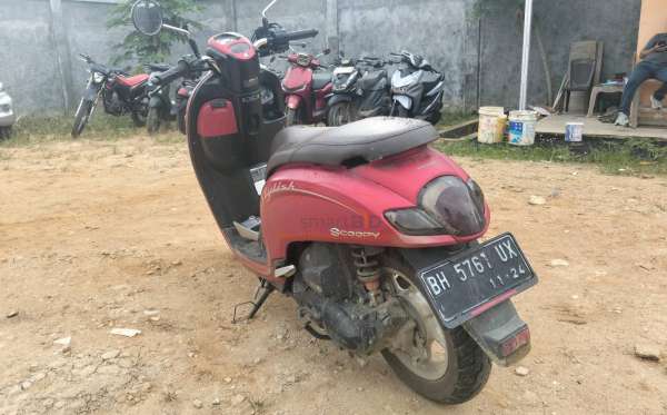 HONDA SCOOPY STYLISH