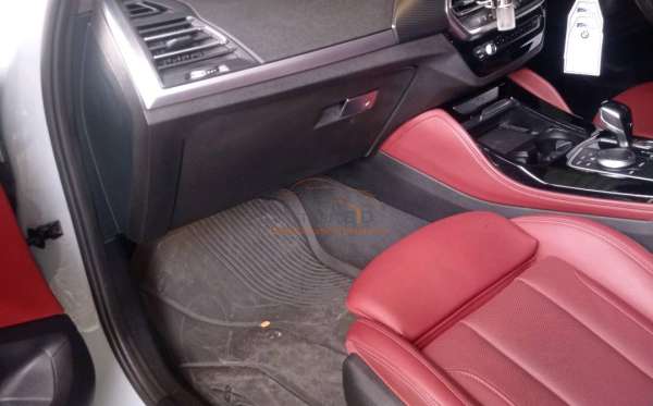 BMW XDRIVE30I RHD A/T