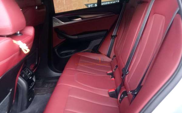 BMW XDRIVE30I RHD A/T