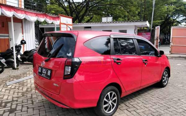 DAIHATSU SIGRA X