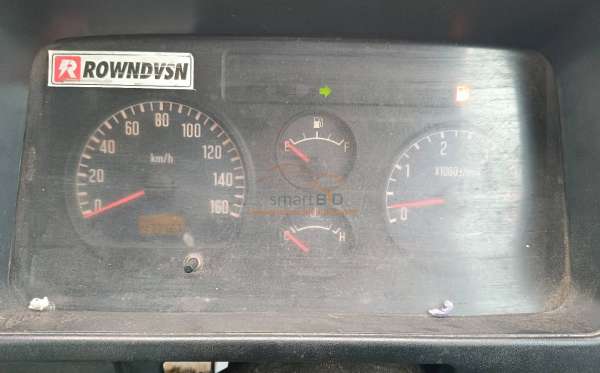 ISUZU NKR 71 HD E2-2