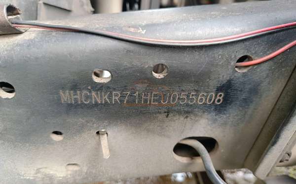 ISUZU NKR 71 HD E2-2