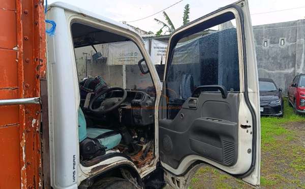 ISUZU NKR 71 HD E2-2