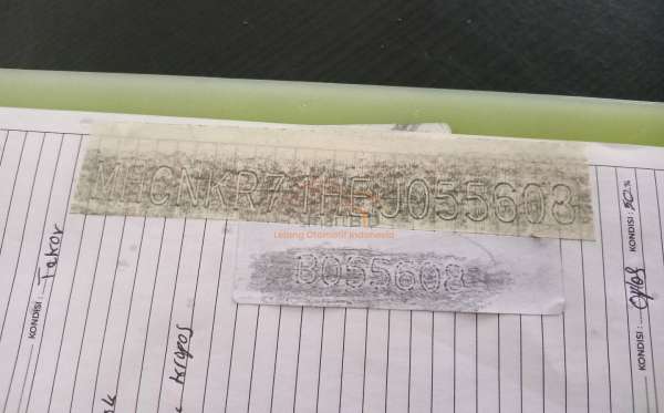 ISUZU NKR 71 HD E2-2