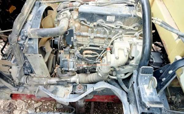 MITSUBISHI  FE  74 HD