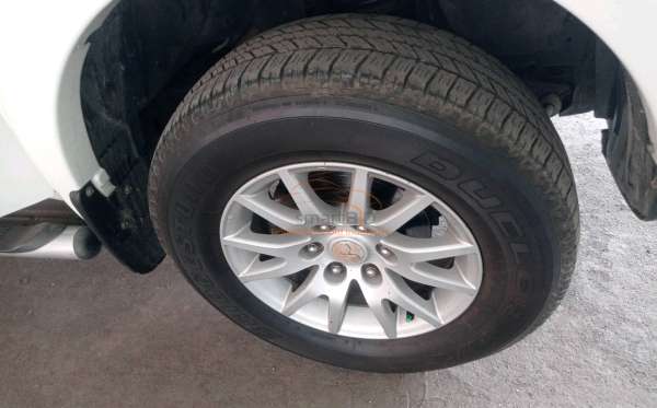 MITSUBISHI PAJERO SPORT 2.5 D EXCEED (4X2)