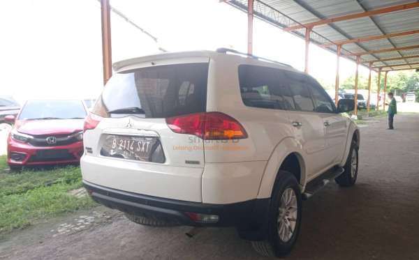 MITSUBISHI PAJERO SPORT 2.5 D EXCEED (4X2)