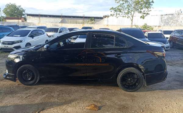 TOYOTA  VIOS  LIMO