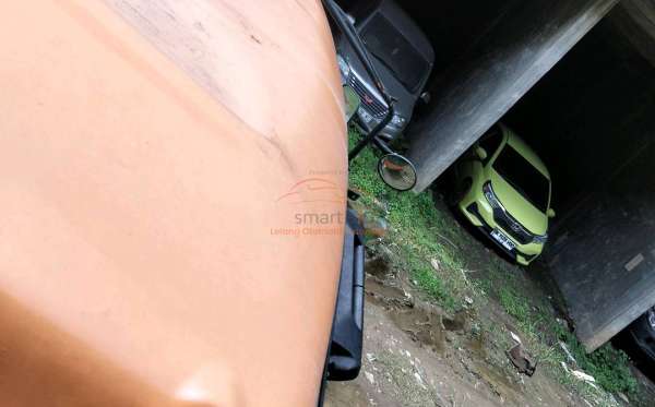 MITSUBISHI FN 527 6X4