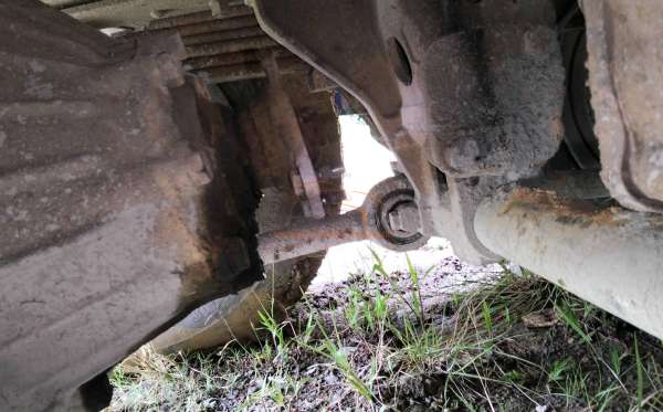 MITSUBISHI FN 527 6X4