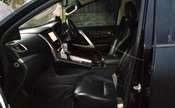 MITSUBISHI  PAJERO  SPORT 2.4L DAKAR-L (4X2)