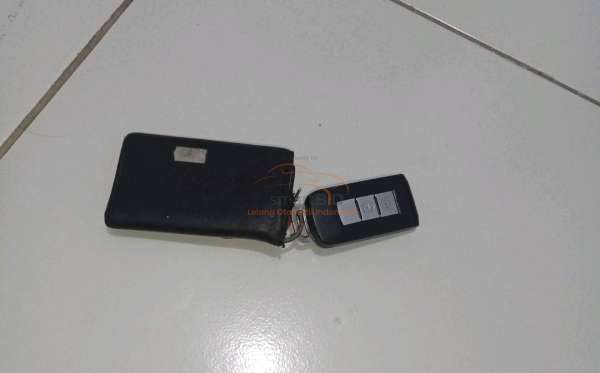 MITSUBISHI  PAJERO  SPORT 2.4L DAKAR-L (4X2)