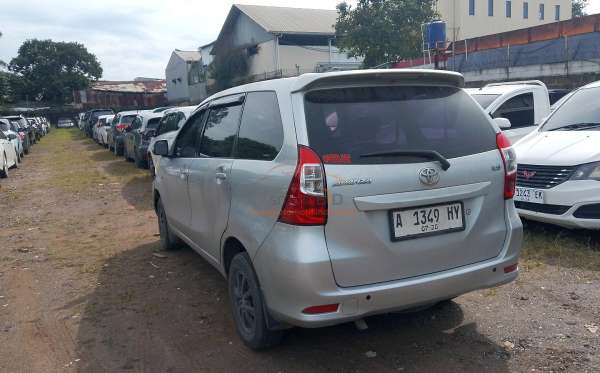 TOYOTA AVANZA 1.3 E